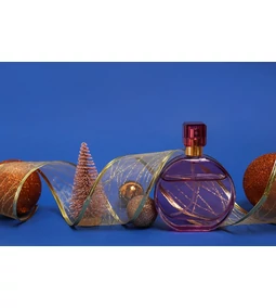 Parfüm is kerüljön idén a karácsonyfa alá